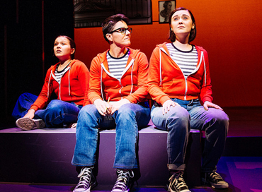 Preview image for Reviews of "Fun Home"