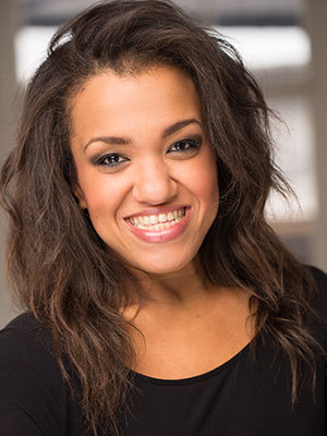 Lauren Modica, Mary Bennet