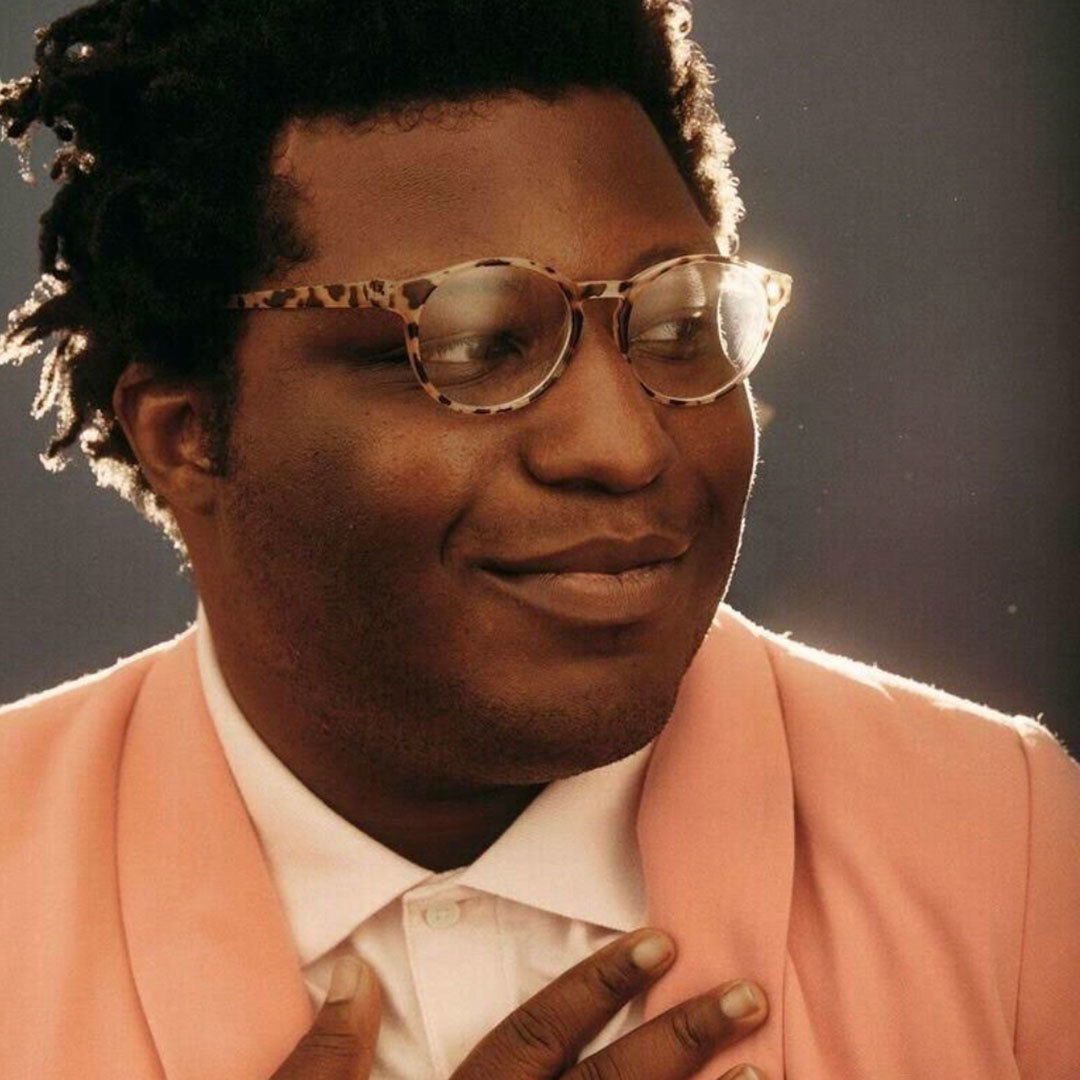 Headshot of Larry Owens
