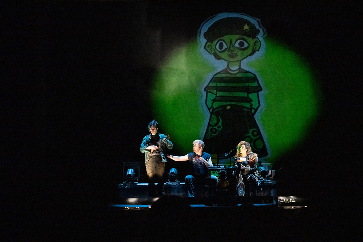 cast of LIZARD BOY onstage