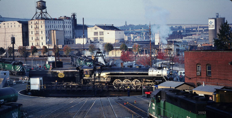 Portland1990S Train 750