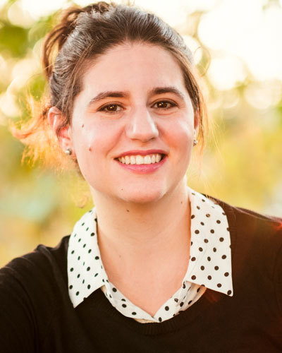 Sara Jean Accuardi Headshot 400X500