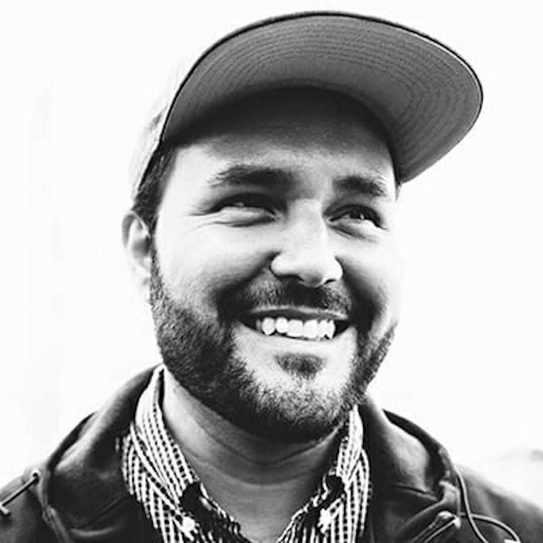 About Jonas Angelet, Moderator
