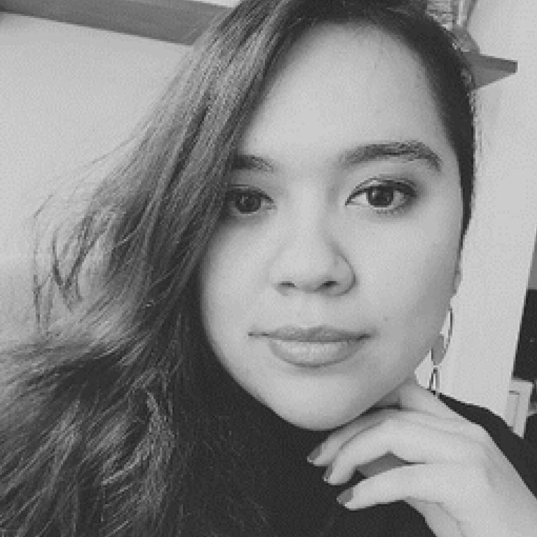 Meet Kelly Novahom